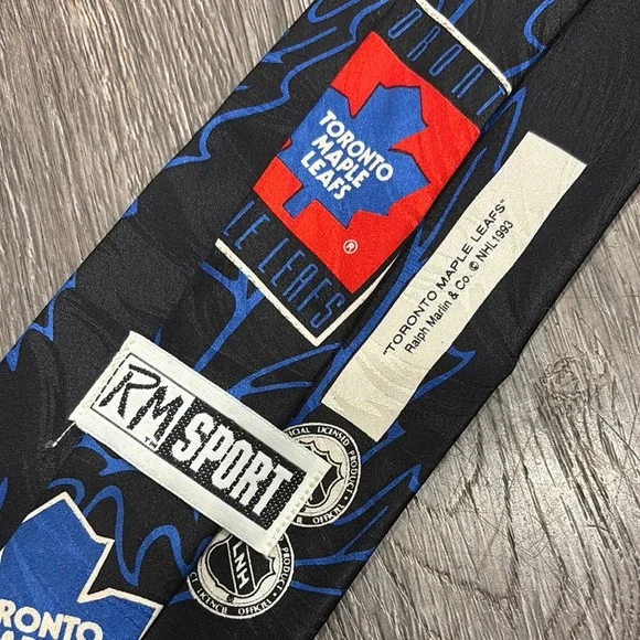 Vintage Toronto Maple Leafs Silk NHL Ralph Marlin & Co Team Emblem Tie - Picture 2 of 3